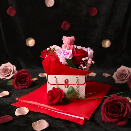 Blossom & Chic